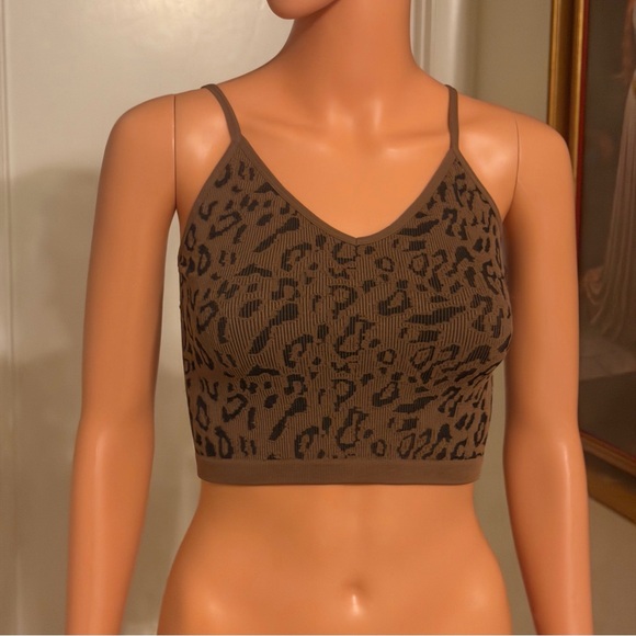 Bozzolo Leopard Print Seamless Crop Tank Top Camisole Brown Black Animal Print - Picture 2 of 11